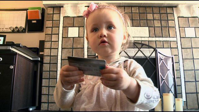 child-creditcard.jpg 
