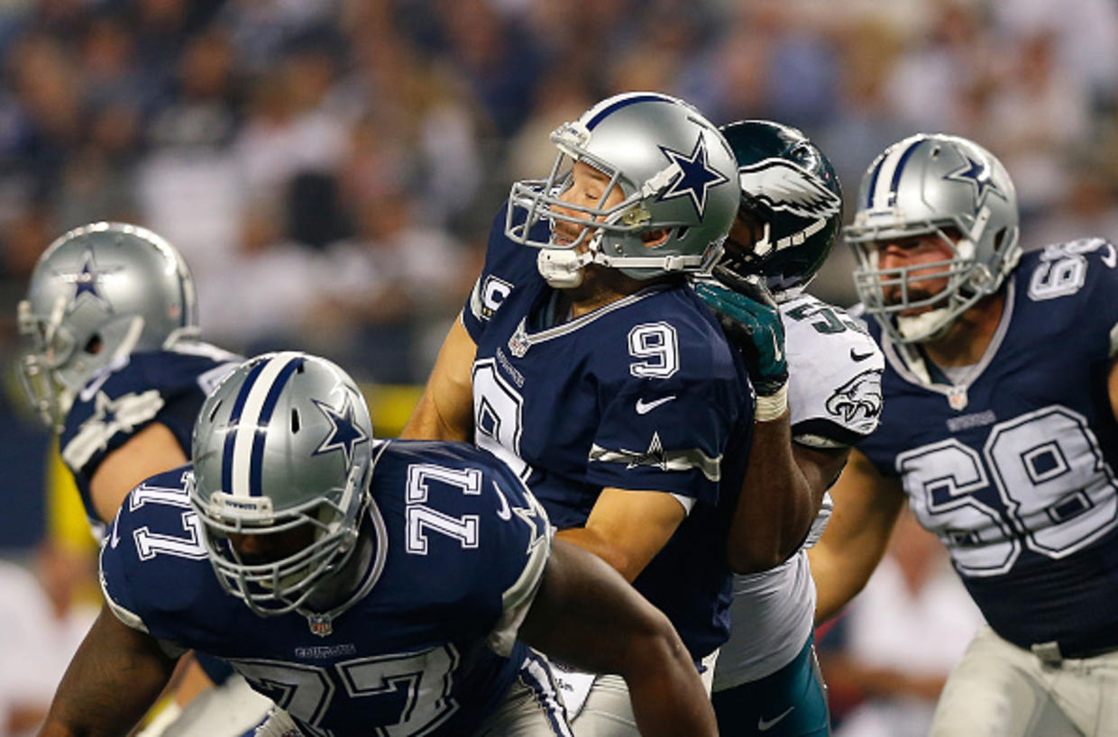 Eagles Beat Cowboys 33-10 On Thanksgiving Day