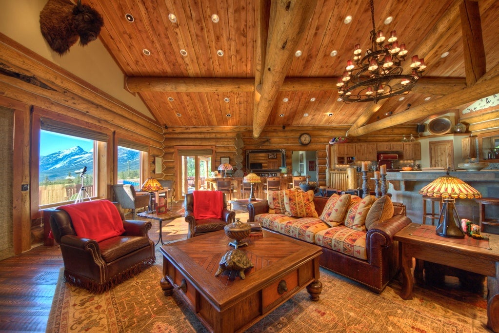 10 luxurious log cabins on the market
