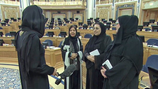 ​CBS News correspondent Holly Williams, left, interviews female members of Saudi Arabia's Shura Council 