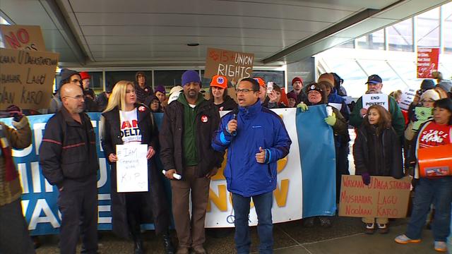 keith-ellison-at-airport-protest.jpg 
