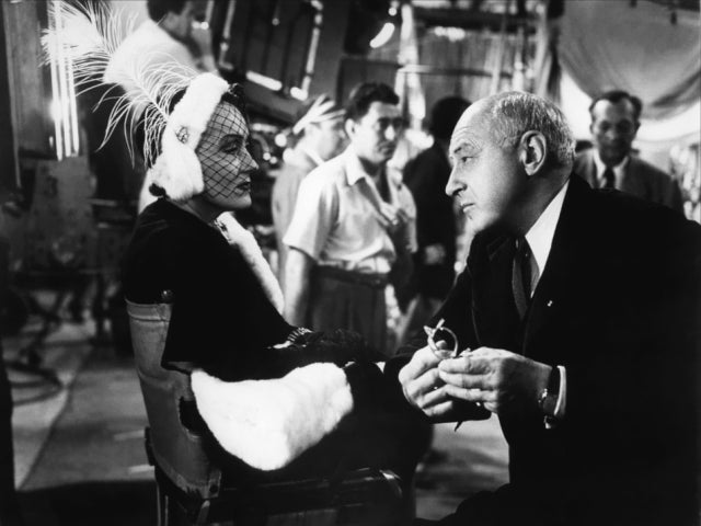 cecil-b-demille-gloria-swanson-sunset-boulevard.jpg 