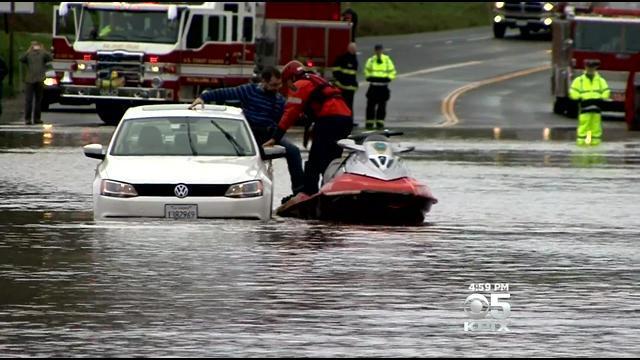 rescue-jetski1.jpg 