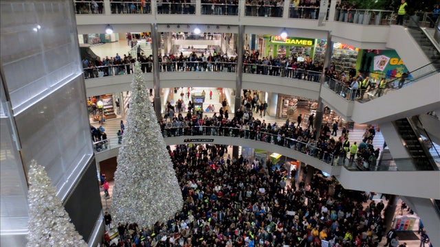 mall-of-america-protest.jpg 