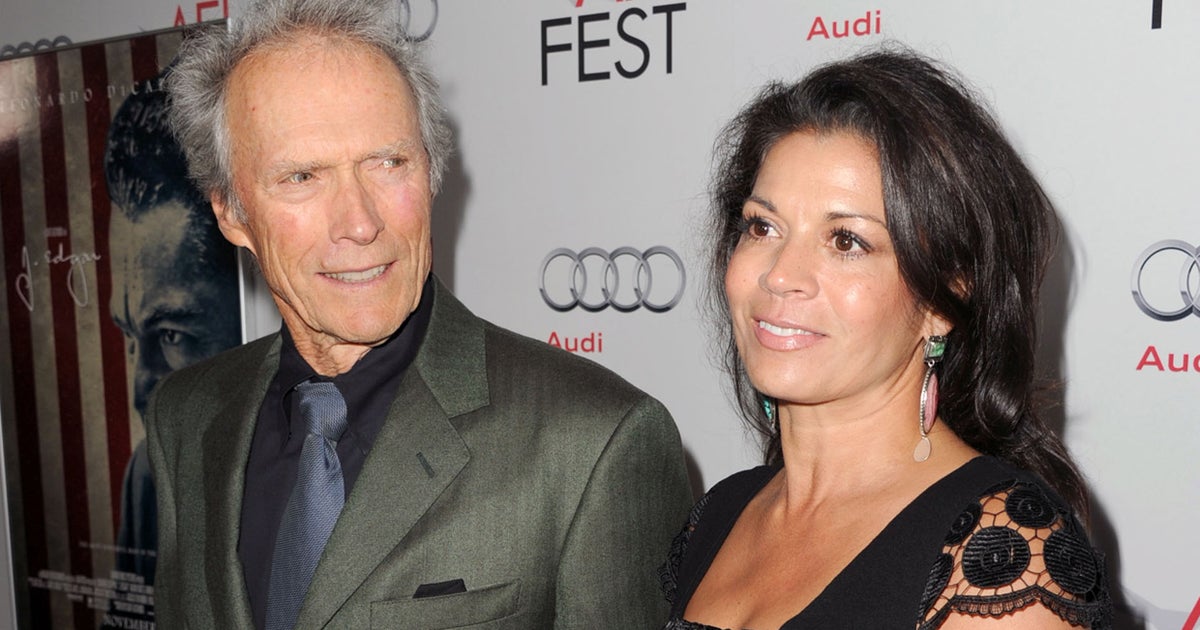 Clint Eastwood is officially divorced CBS News(00)