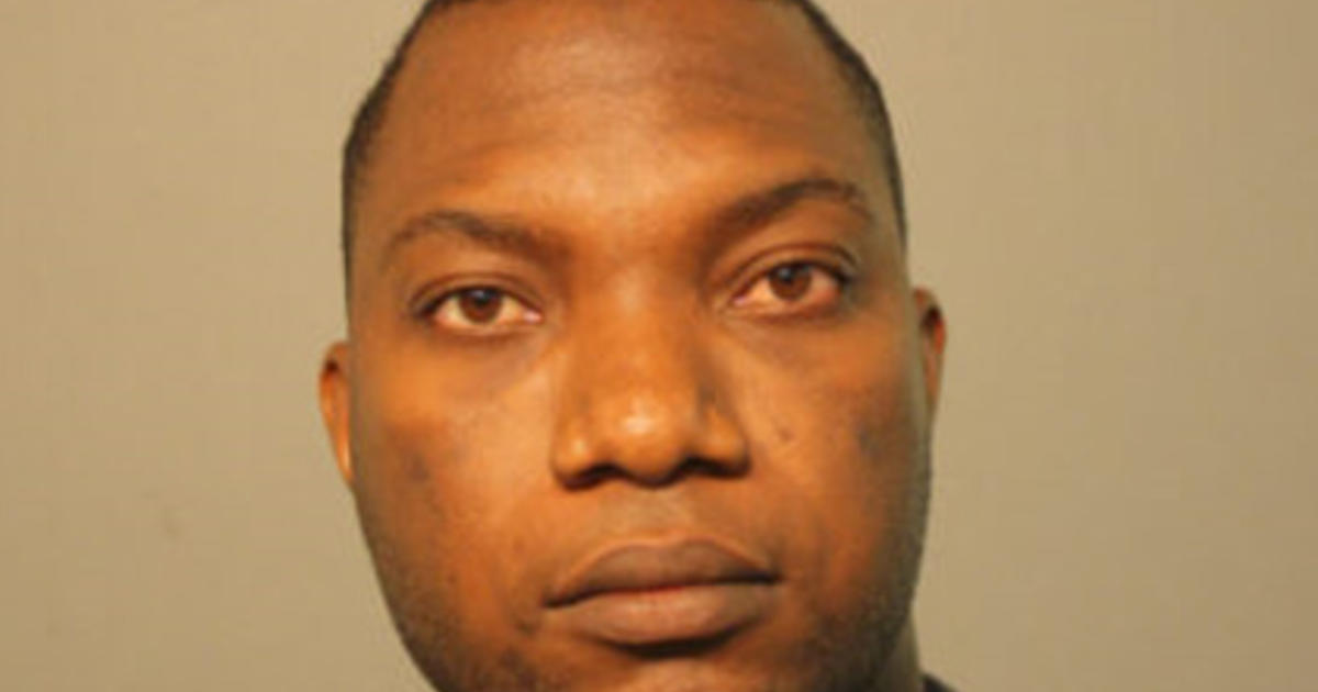 Former Uber X Driver Charged With Raping Passenger Cbs Chicago 4157
