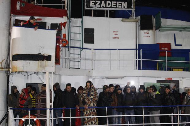 migrant-ship-ezadeen.jpg 