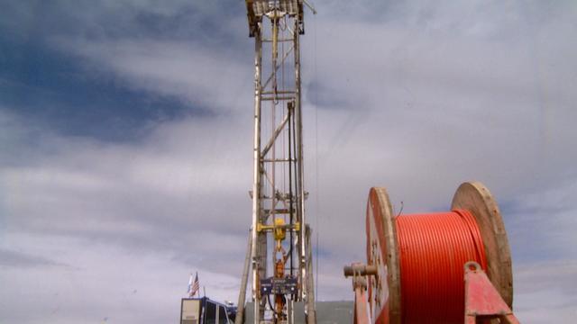 not-fracking-oil-and-gas-natural-gas-drilling-generic-4.jpg 