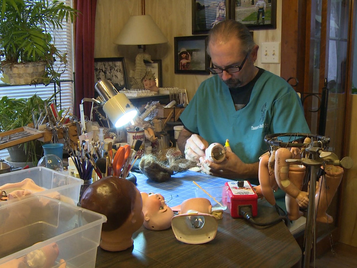 A visit to the doll hospital