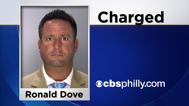 ronald-dove-charged-cbsphilly-com-1-22-2015.jpg 