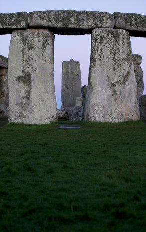 stonehenge-148447626.jpg