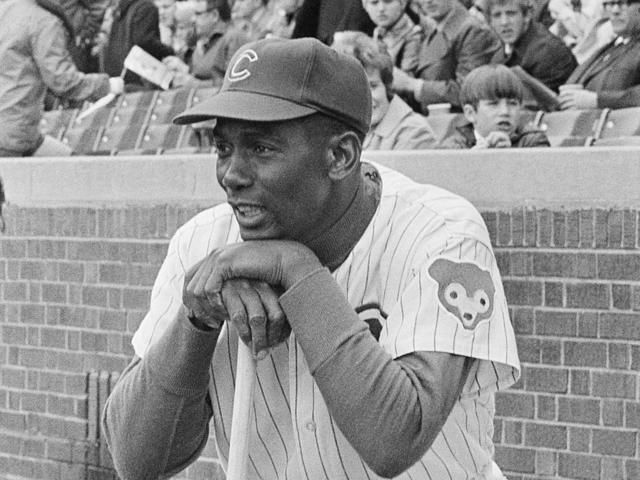 Former Chicago Cubs infielder Ernie Banks has died at 83 - Sports  Illustrated