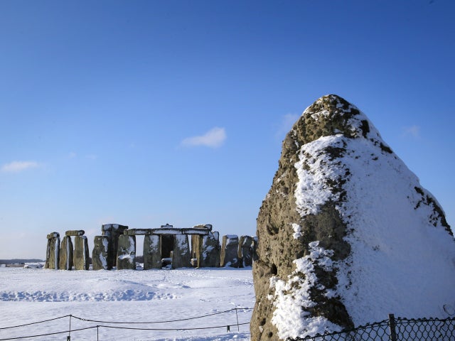 stonehenge-95663886.jpg
