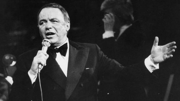 Frank Sinatra On Stage 
