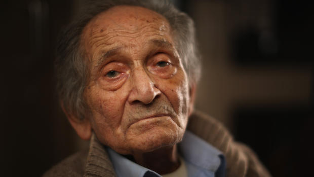 Auschwitz survivors tell their story 70 years later 