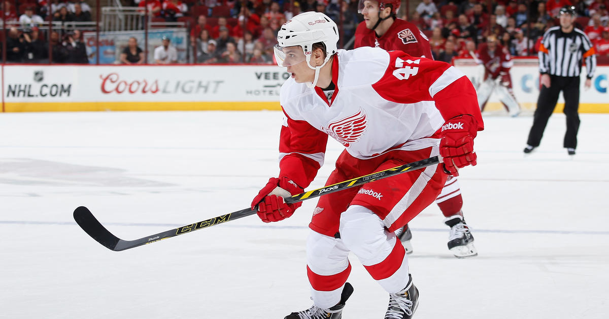 Red Wings trade Datsyuk's contract to Coyotes, retain no salary