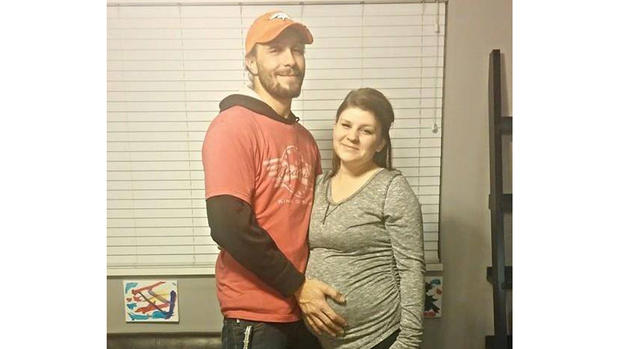 Dusten and Ashleigh2 pregnant from FB 