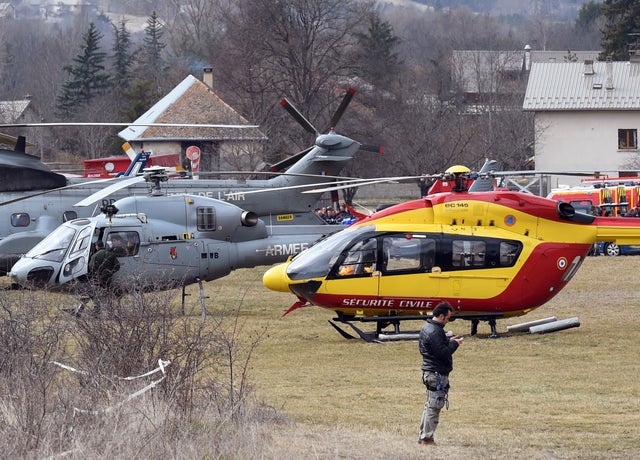 germanwingssearchhelicopters467412428.jpg 