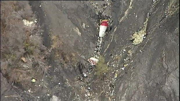 Deadly plane crash in French Alps 