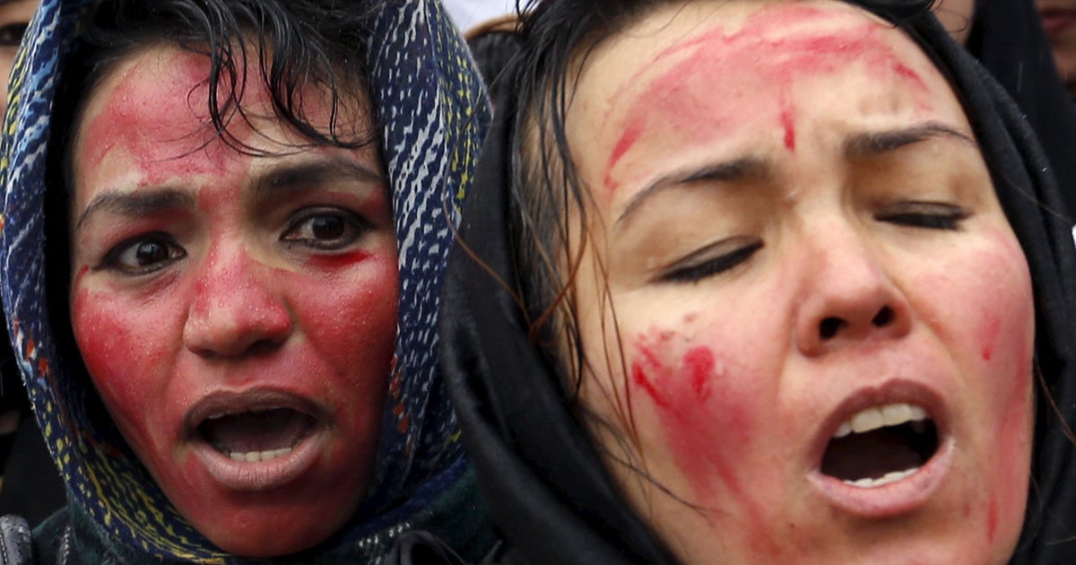 Afghan woman lynched by mob becomes rights symbol - CBS News