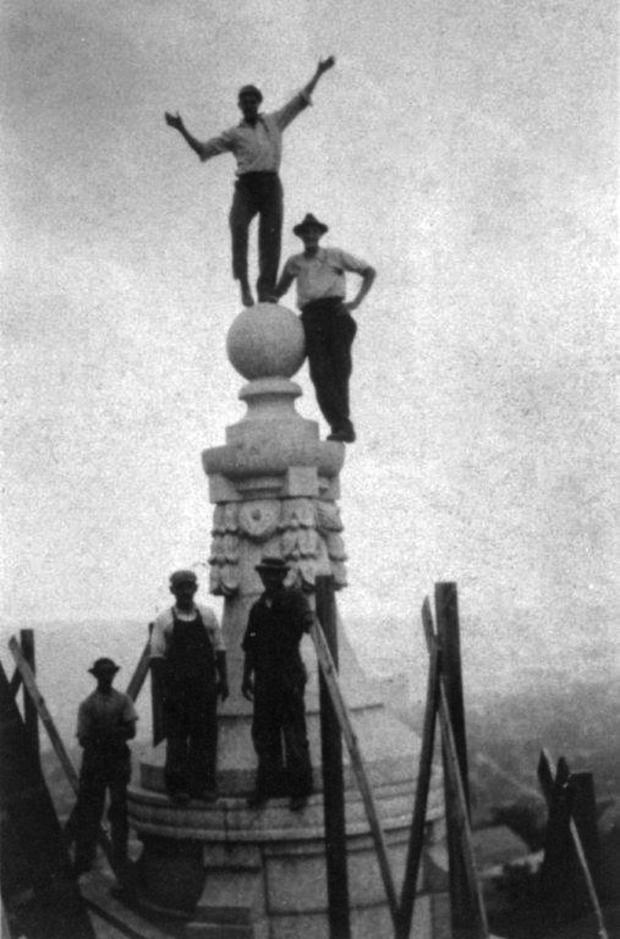 14-sast-stone-set-on-turrets-december-1-1913.jpg 