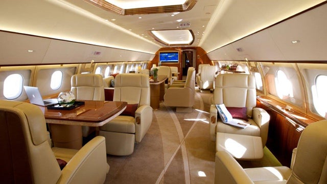comlux-jet-interior-promo.jpg 