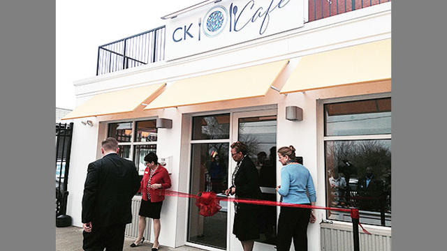 ck-cafe-1-_loeb.jpg 