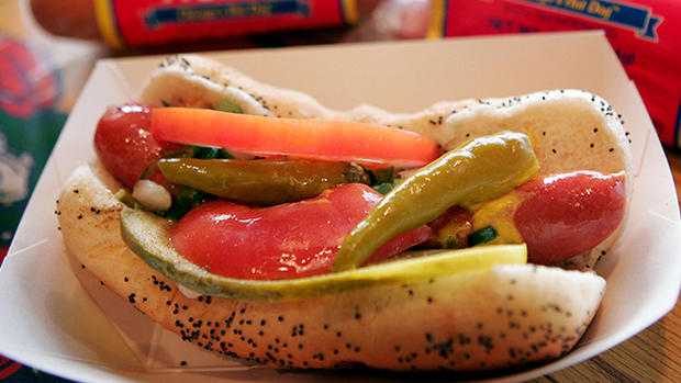 Vienna Beef Hot Dogs Get National Distribution Deal 