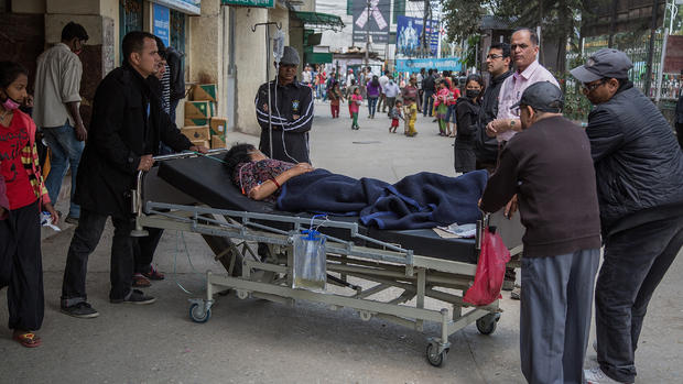 Deadly aftershock rocks Nepal 