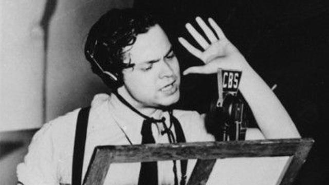 orson-welles-cbs-radio-02.jpg 