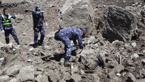 Deadly aftershock rocks Nepal 