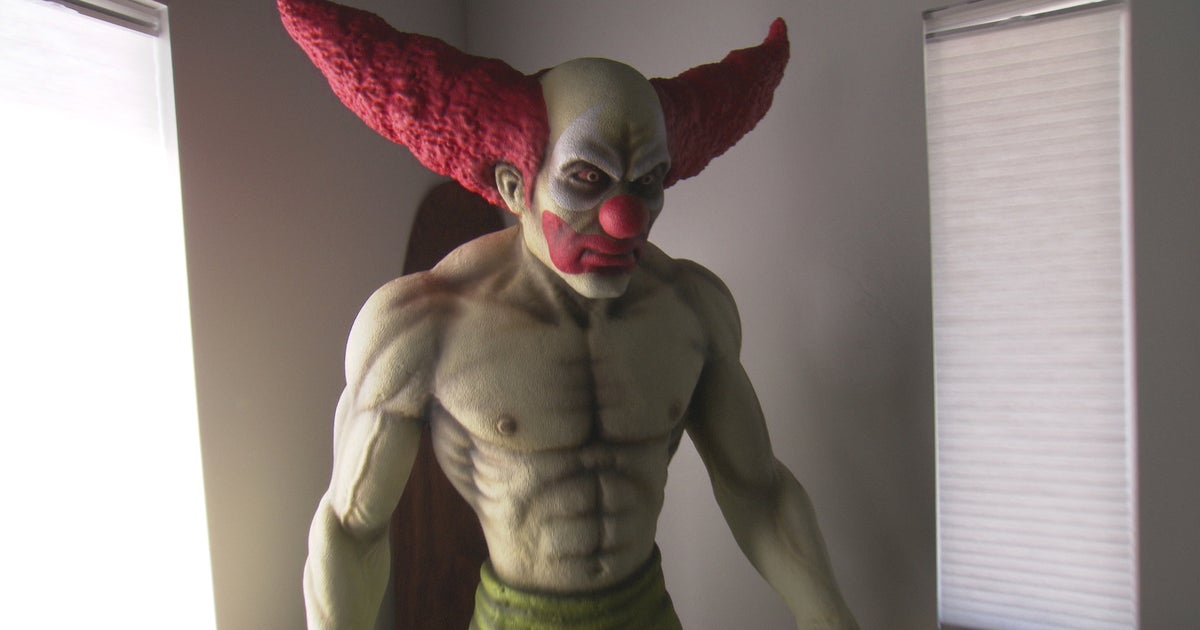 pukie the clown crossfit shirt