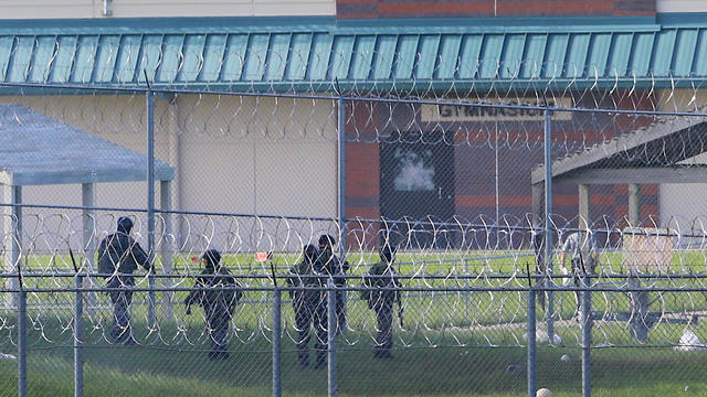 tecumseh-prison-nebraska-ap103027132559.jpg 