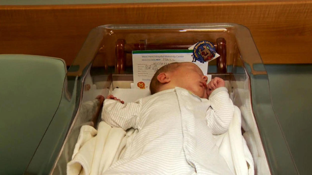 Pittsburgh mom delivers hospital's biggest baby ever CBS News