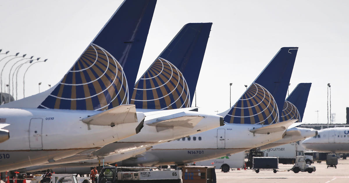 Black pilots allege racial discrimination at United Airlines CBS News