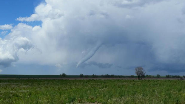 tornado-sighting-3-from-taylor-imber-tweet-taylorimber.jpg 