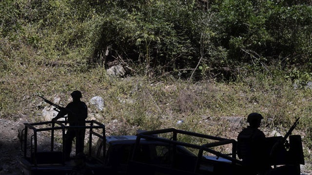 afp-michoacan-federales-1.jpg 
