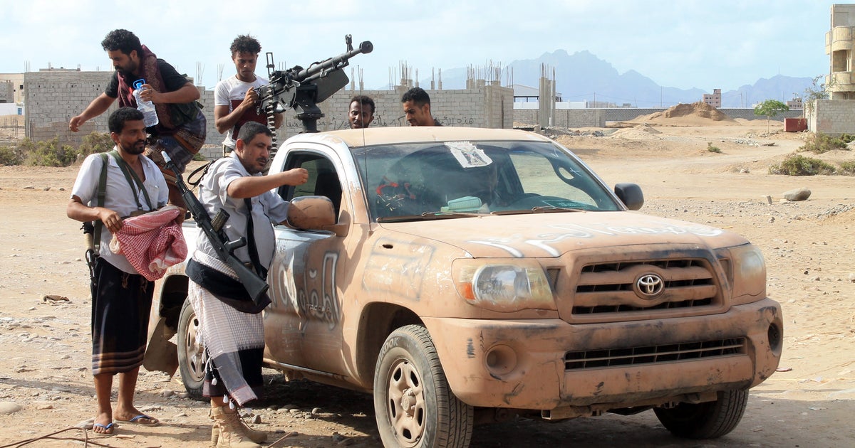 U.S. confirms American journalist in Yemen freed - CBS News