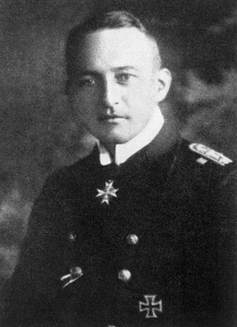 lusitania-u-boat-captain-schweiger-german-federal-archive.jpg 