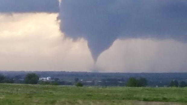 longmont-tornado-from-andy-broerman.jpg 