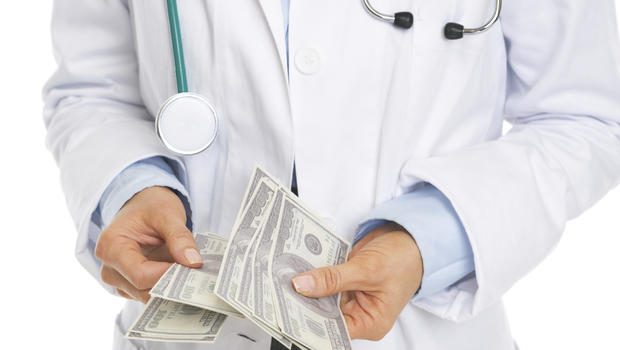What doctors earn: Highest and lowest paid specialties 