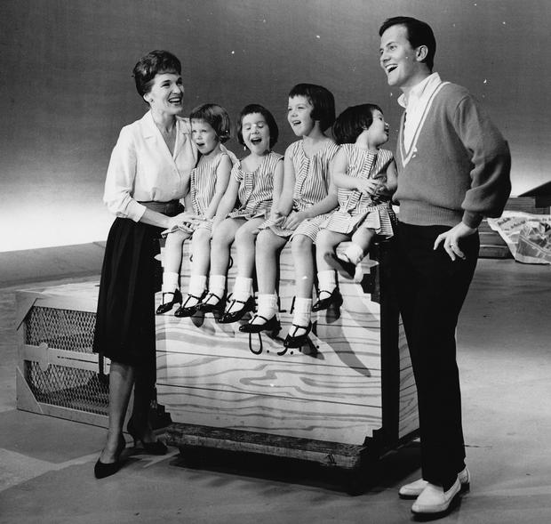 pat-boonefamily-on-1960-tv-show.jpg 