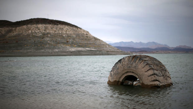The low waters of Lake Mead 