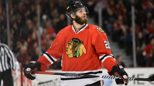 Blackhawks trade Brandon Saad to Blue Jackets in 7-player deal