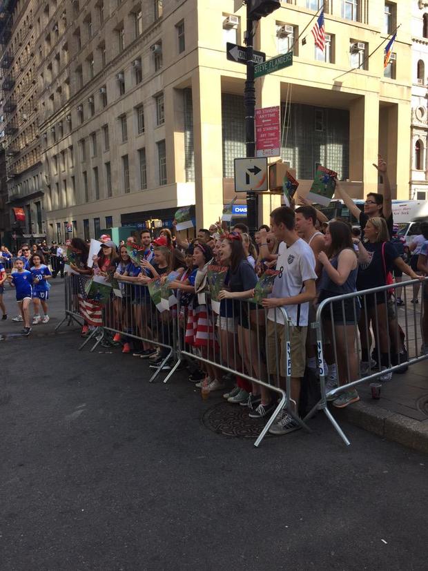 fans-along-broadway-outside-city-hall-tim-scheld.jpg 