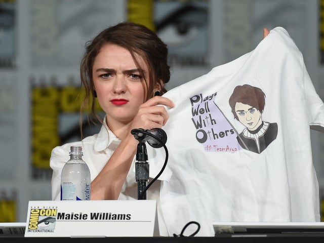 comic-con-team-arya480395908.jpg
