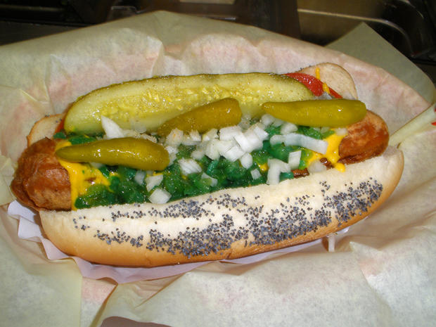ChicagoRipper-web- fab hot dogs 