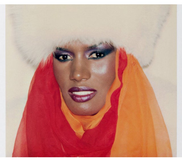 gracejones.jpg 