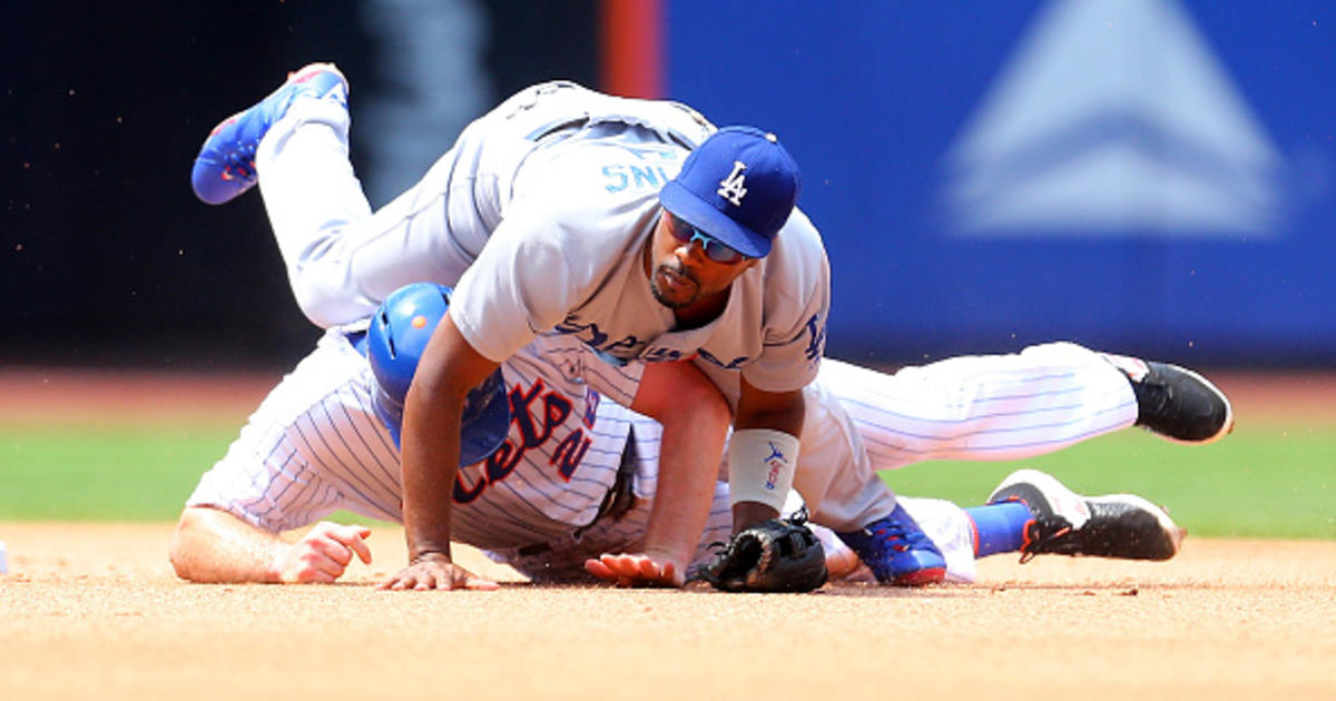 Zack Greinke's shutout streak ends in Dodgers' 3-2 loss to Mets