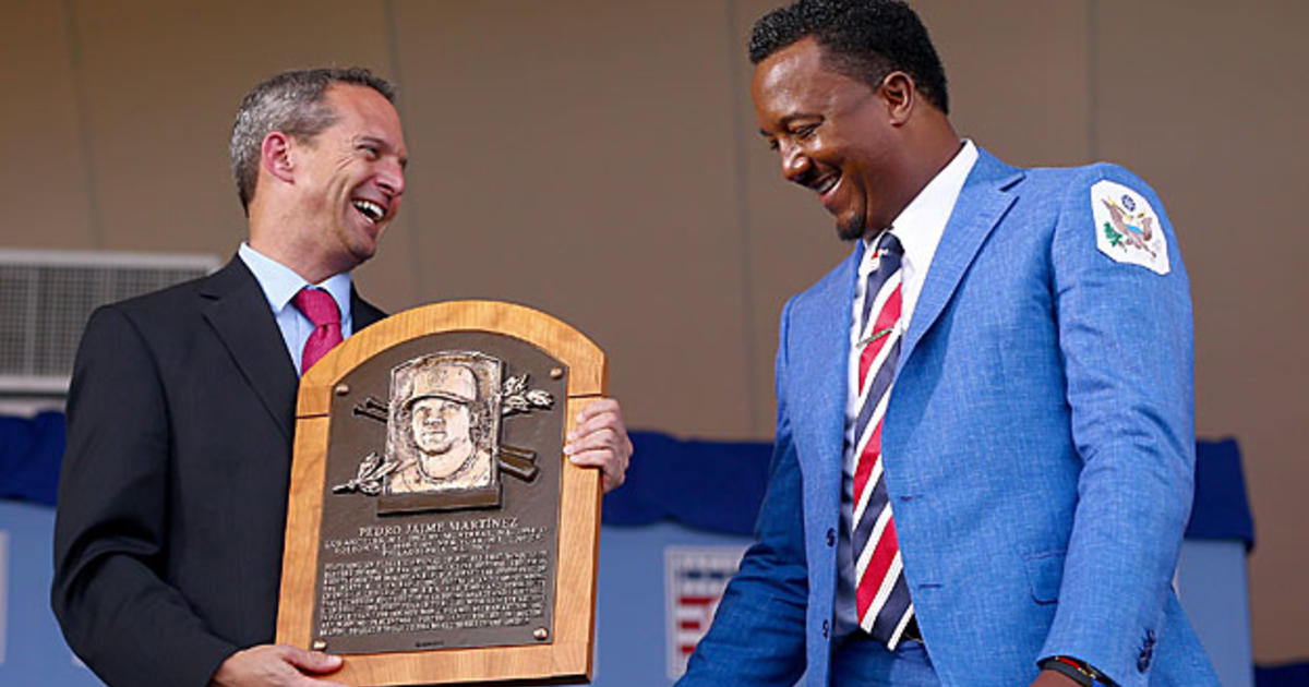 Pedro Martinez: Hall of Famer, muse, and lobster roll spokesman - Over the  Monster